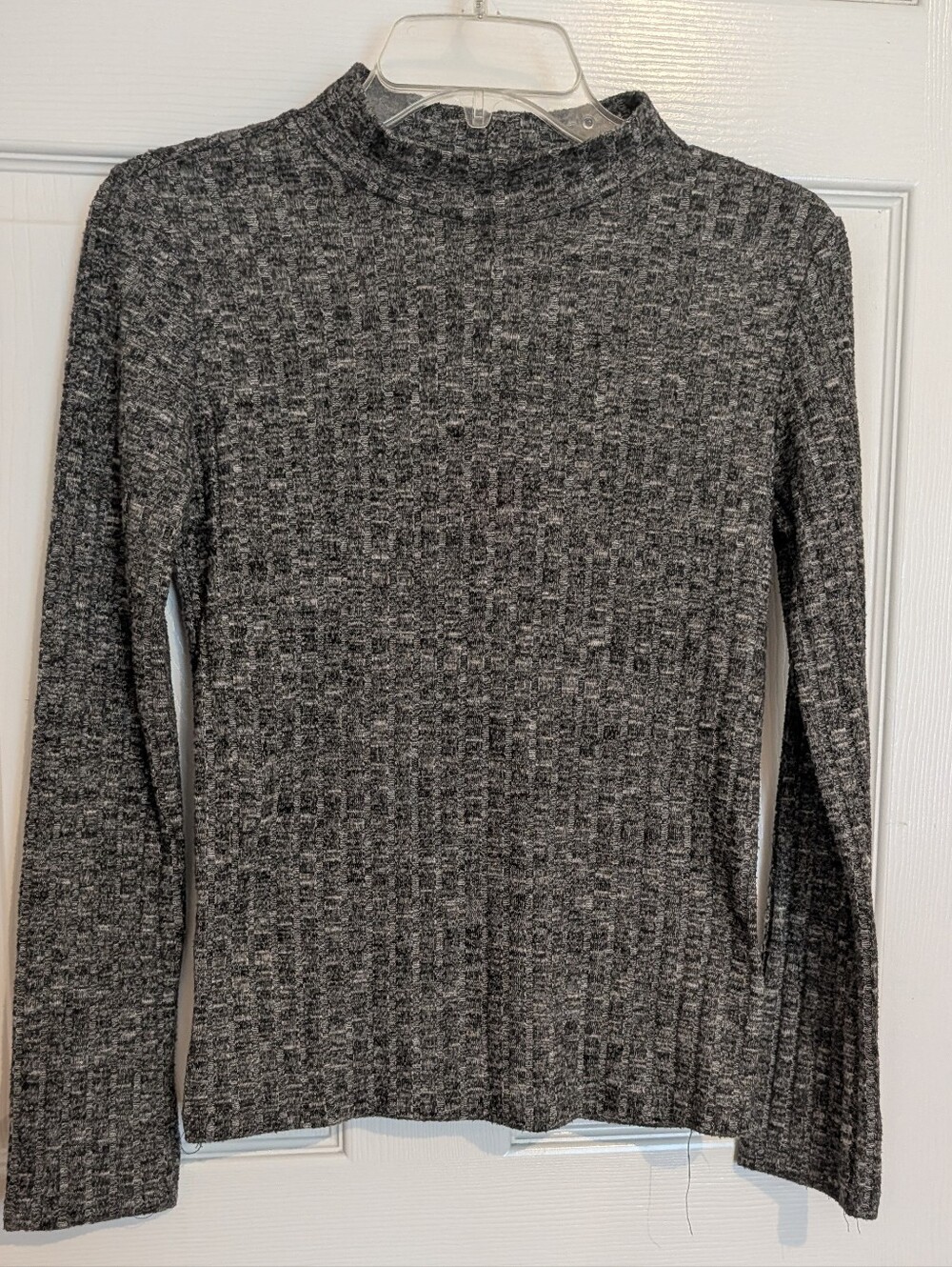 Timing Gray Ribbed Mock Neck Long-Sleeve Sweater